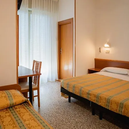 Hotel Happy Milano Marittima Exterior foto
