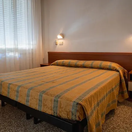Hotel Happy Milano Marittima Exterior foto