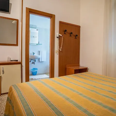 Hotel Happy Milano Marittima Exterior foto
