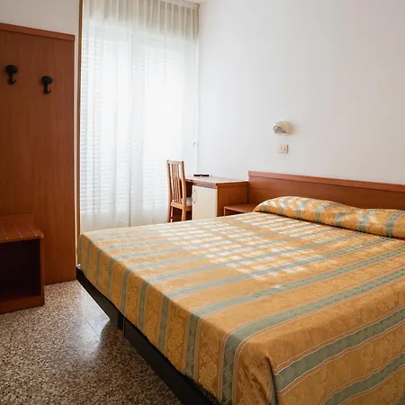 Hotel Happy Milano Marittima Exterior foto