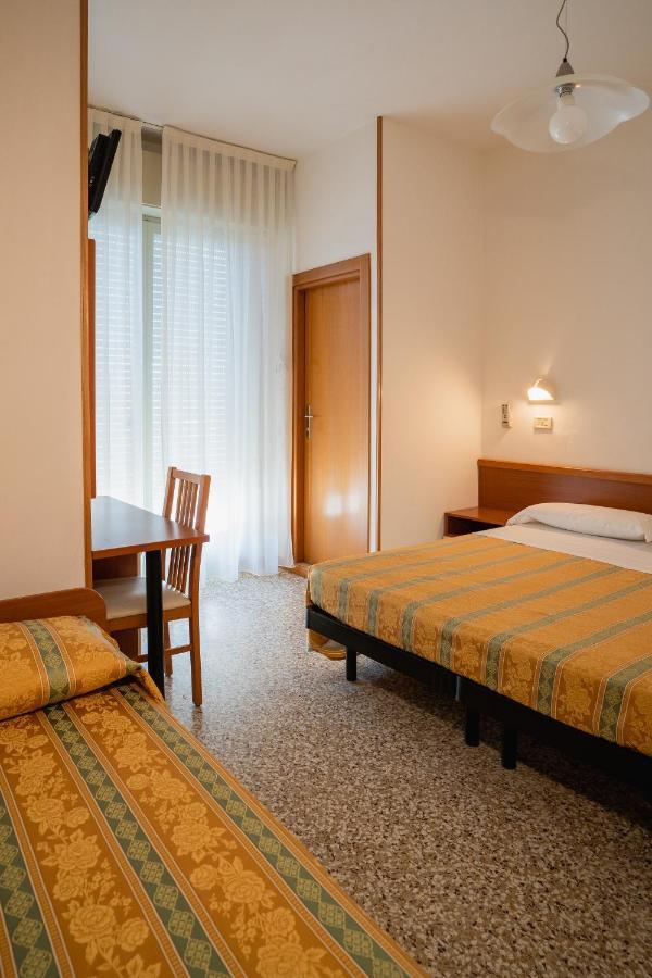 Happy Hotel Milano Marittima